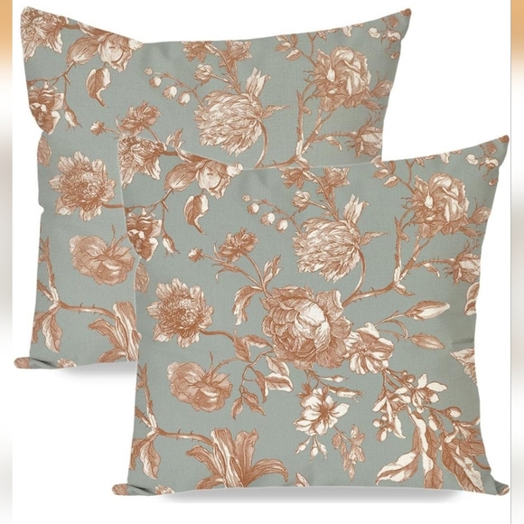 Other - NEW! Set Of 2 Floral Pattern Throw Pillow Covers 18x18